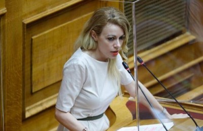 Βουλή - Αδαμοπούλου (ΜέΡΑ25): Ο προϋπολογισμός είναι υφεσιακός και κινείται στα όρια της μυθοπλασίας