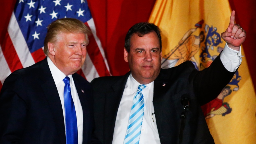 Μείον ένας αντίπαλος για τον Trump - Ο Christie αποχώρησε από την κούρσα για το χρίσμα των Ρεπουμπλικανών