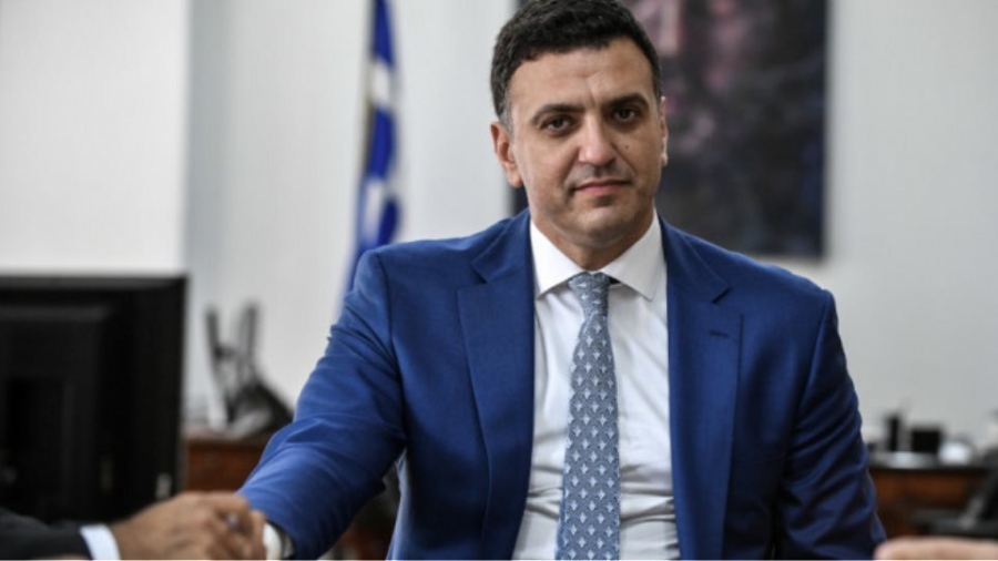Παρασκήνιο ΝΔ - Ο... χαλαρός Κικίλιας στην Κουκουβάγια - Η εμφάνιση που σχολιάστηκε πολύ
