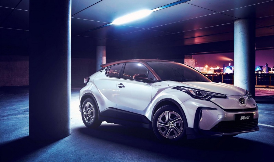 Ηλεκτρικό Toyota C-HR στην Σαγκάη