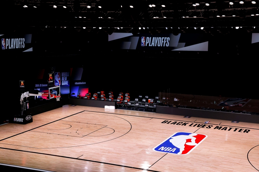NBA: Παραμένει το play in και τη νέα σεζόν