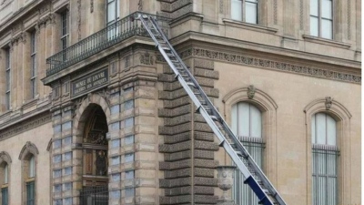 Αναστάτωση στο Παρίσι: Κλειστό και πάλι το Μουσείο του Λούβρου μετά τη ληστεία με λεία 8 κοσμήματα ανεκτίμητης αξίας