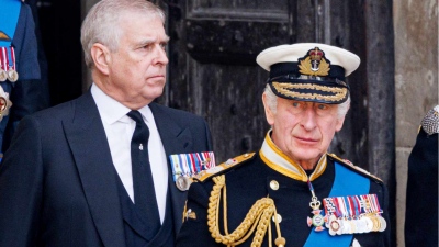 Οικογενειακή κρίση στο Buckingham: Βασιλιάς Κάρολος - Σπάει τη σιωπή του μετά τη σύλληψη του Andrew