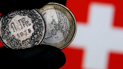 Σε απόγνωση οι δανειολήπτες σε ελβετικό φράγκο: Πορεία στη Βουλή (8/10) με αίτημα τη νομοθετική ρύθμιση - «Οικονομική συντριβή»