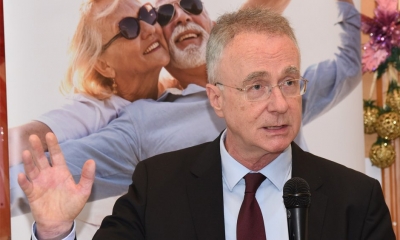 Σκουτέλης: Δεν είπαμε ότι οι νέοι δεν αρρωσταίνουν αλλά ότι δε νοσούν βαριά