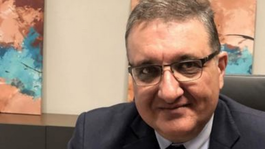 Εξαδάκτυλος: Η μάσκα είναι θύμα παρεξήγησης, να τις φοράμε χωρίς να περιμένουμε το πρόστιμο - Οι άνω των 60 να κάνουν την 4η δόση