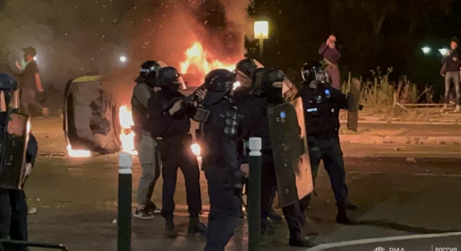 Γαλλικό Κομμουνιστικό Κόμμα: Να κλείσουν τα μέσα κοινωνικής δικτύωσης  εν όψει των ταραχών  - Κάποιοι επωφελούνται από τις καταστροφές