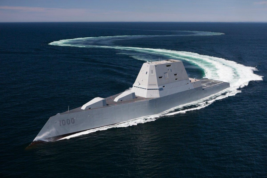 USS Zumwalt: To πιο προηγμένο τεχνολογικά αμερικανικό πολεμικό πλοίο προχωρά στην πρώτη του επιχειρησιακή «έξοδο»