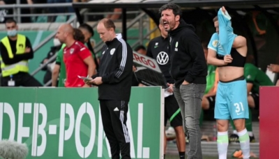 Βόλφσμπουργκ: Έβαλε και 6o παίκτη στην παράταση και παρά τη νίκη της στο Κύπελλο Γερμανίας, κινδυνεύει με αποκλεισμό στα χαρτιά!