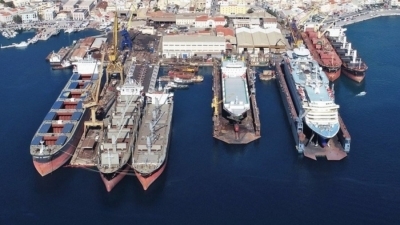 Ρωσία: Εξετάζει νέους μηχανισμούς για τη στήριξη της ναυπηγικής βιομηχανίας στην Αρκτική
