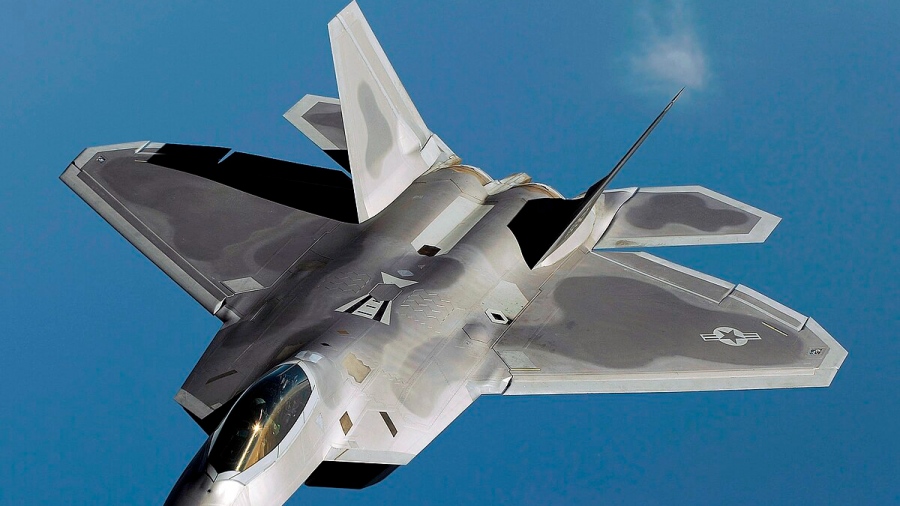 Σφίγγει ο κλοιός γύρω από το Ιράν - Οι ΗΠΑ στέλνουν μαχητικά πέμπτης γενιάς F-22 Raptor στην Ιορδανία
