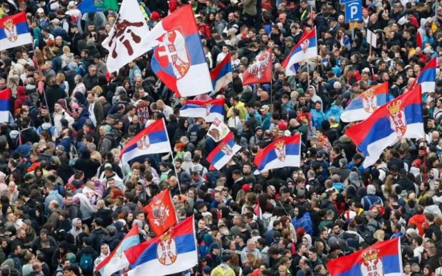 Ρώσοι αναλυτές για το χάος στη Σερβία - Η ξένη επιρροή θα αυξηθεί, η Δύση ψάχνει νέους ηγέτες