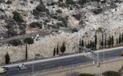 Εισαγγελική παρέμβαση για το κλείσιμο της Εθνικής Οδού Αθηνών – Κορίνθου από βράχους