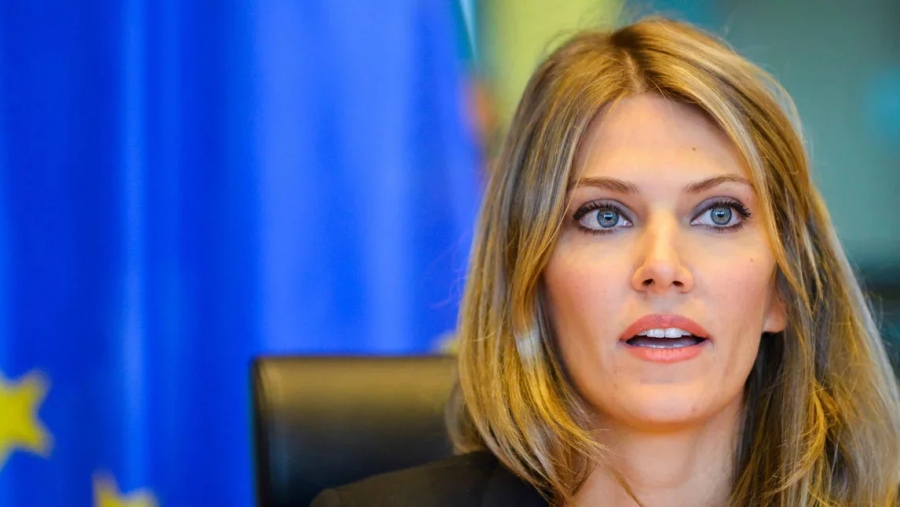 Η Εύα Καϊλή έναν χρόνο από τη σύλληψή της για το Qatargate, απαντά για το σπίτι στις Βρυξέλλες και τη βαλίτσα με τα χρήματα