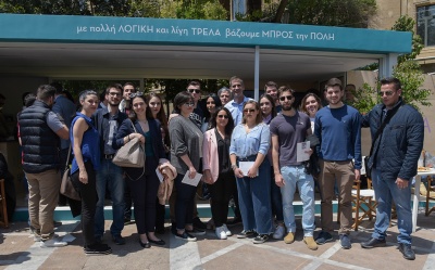 Στο ψηφιακό και eco friendly εκλογικό περίπτερο του συνδυασμού «Αθήνα Ψηλά» ο Κ. Μπακογιάννης