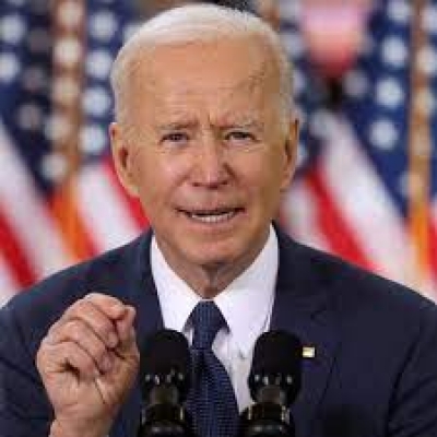 Ο Biden δηλώνει ότι οι Αμερικανοί αξίζουν να έχουν πλήρη αναφορά για την έφοδο στο Καπιτώλιο