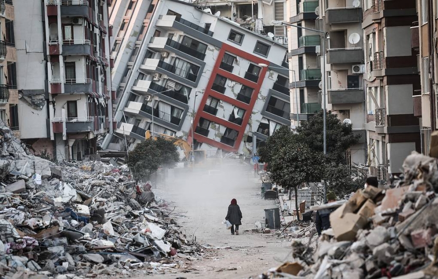 Θαύματα στα συντρίμμια Τουρκίας, Συρίας: Διασώστες ανέσυραν 3 ζωντανούς 296 ώρες μετά! - Στους 46.000 οι νεκροί