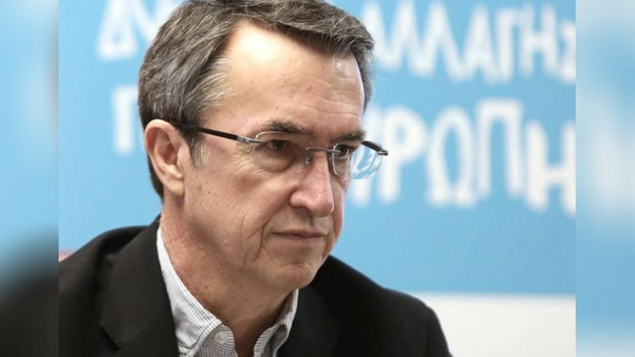 Τούντας (ΕΚΠΑ): Τρίτη δόση σε όλους κάτω των 60 – Δεν θα απαλλαγούμε ποτέ από την covid