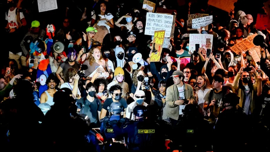 Άγρια συμπλοκή κοντά στο UC Berkeley πριν από εκδήλωση της Turning Point USA