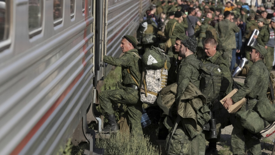 Αναβρασμός στη Ρωσία για «σιωπηλή επιστράτευση» - Τι πραγματικά ισχύει με το νέο νόμο