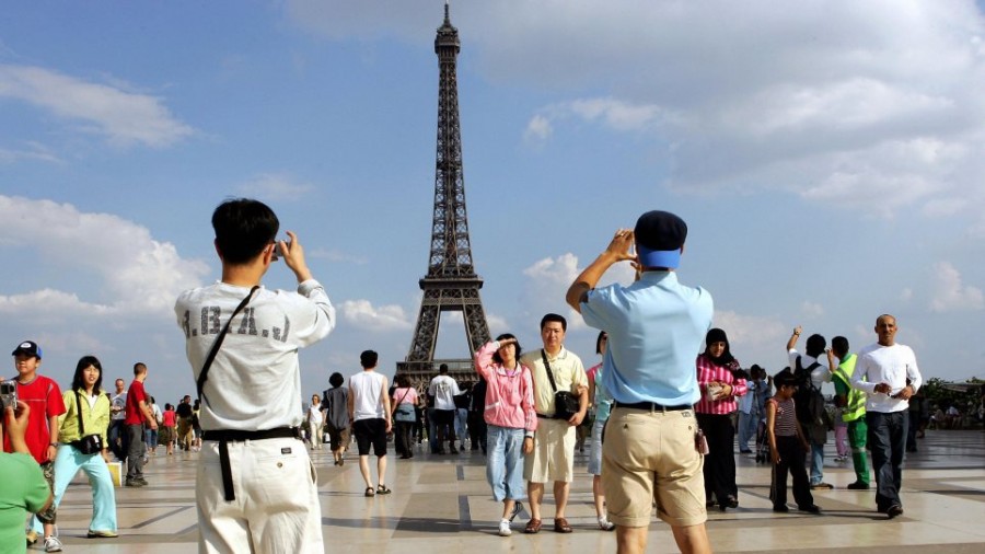 Γαλλία: Ισχυρό το πλήγμα στον τουρισμό λόγω covid 19 - Στα 40 δισεκ. οι απώλειες