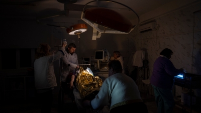 Ουκρανία: Εκτός λειτουργίας τα νοσοκομεία λόγω των προβλημάτων ηλεκτροδότησης –  Γίνονται μόνο επείγουσες ιατρικές πράξεις