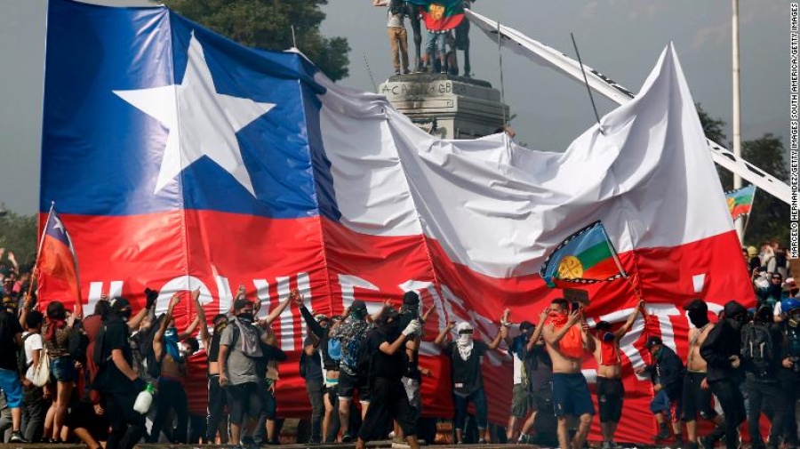 Χιλή: Τη συμβολή της ισπανικής αστυνομίας να παράσχει τεχνογνωσία στις κατασταλτικές δυνάμεις ζήτησε ο Pinera