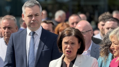 Ιρλανδία: Οι δεξιοί ελπίζουν σε μια ισχυρή εκπροσώπηση στις Βρυξέλλες – Το μεταναστευτικό κύριος λόγος της στροφής των ψηφοφόρων