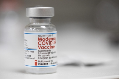 Προς β’ αναμνηστική δόση εμβολίου για covid στους ενήλικες – Αίτημα Moderna σε FDA