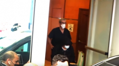 Σε αναπηρικό αμαξίδιο ο Brat Pitt μετά από επίσκεψη στον... οδοντίατρο - Τι συνέβη στον διάσημο ηθοποιό