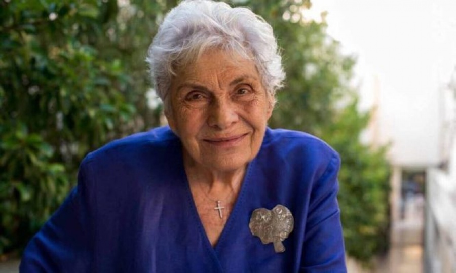 Απεβίωσε η μεγάλη ποιήτρια και ακαδημαϊκός Κική Δημουλά - Συλλυπητήρια του πολιτικού κόσμου