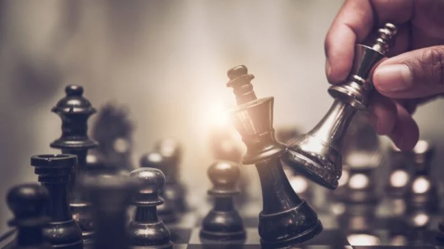 «Θα μαζέψω 45.000 στρατιώτες και των δύο φύλων σε 24 ώρες για να πολεμήσουν τη Ρωσία», λέει ο Εσθονός υπουργός Άμυνας