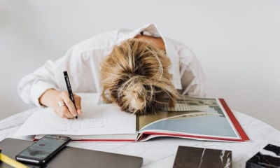 «Μεγάλη Παραίτηση» και στην Ελλάδα: Ένας στους τρεις θα προτιμούσε να μείνει χωρίς δουλειά