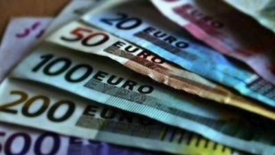 Αρχίζει σήμερα 15/4 η καταβολή της αποζημίωσης των 800 ευρώ – Οι ημερομηνίες πληρωμής