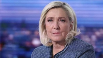 Marine Le Pen: Η Γαλλία δεν θα μπορεί να συνεχίσει να χρηματοδοτεί την Ουκρανία