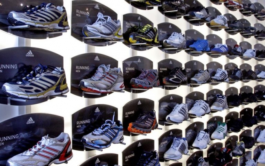 Adidas: Πώλησε τη Reebok με τίμημα 2.4 δισ δολ – Την είχε αγοράσει το 2006 έναντι 3,8 δισ. δολαρίων