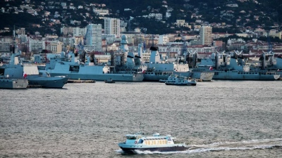 Θρίλερ στον Ατλαντικό: Οι Γάλλοι κατέσχεσαν δεξαμενόπλοιο που έφυγε από τη Ρωσία - Επιχείρηση-αστραπή του Γαλλικού Ναυτικού
