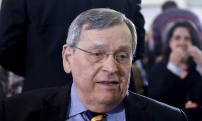 Μύδροι Στέφανου Μάνου: Σύντροφοι, χάνουμε παντού - Κάποιοι έξυπνοι νομοθετούν και βάζουν χέρι στην τσέπη μας