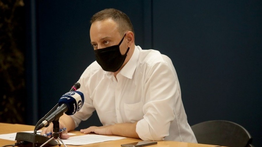 Μαγιορκίνης: Αυξητική η τάση εξάπλωσης του κορωνοϊού με επίκεντρο την Αττική