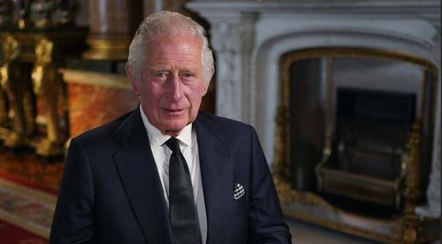 Σφραγισμένος φάκελος του Βρετανού βασιλιά Καρόλου έφτασε στα χέρια του Zelensky