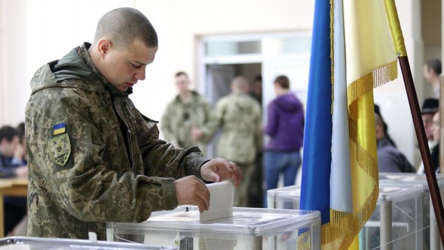 Έρχεται νέος εκλογικός νόμος στην Ουκρανία εν μέσω πολέμου με άρωμα woke