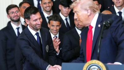 «Ο Diego δεν θα το έκανε ποτέ...»: Παγκόσμιος σάλος για τη χειραψία του Messi με τον ειρηνοποιό Trump