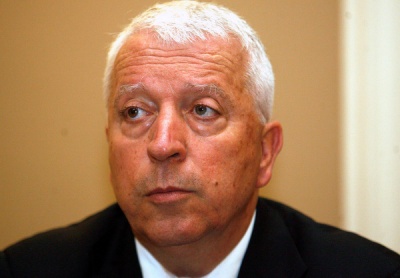 Μουτζούρης (περιφερειάρχης Β. Αιγαίου): Δύο οι εκδοχές για την φωτιά στη Μόρια