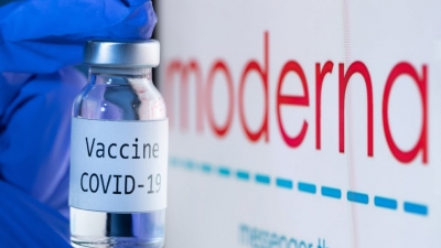 «Όχι» της FDA στη Moderna για τρίτη δόση εμβολίου κατά της Covid στον γενικό πληθυσμό