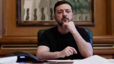 «Φορολογικός συναγερμός στο Κίεβο»: Στρατιωτικός φόρος για χρόνια μετά τον πόλεμο επέβαλε ο Zelensky