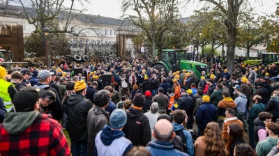 Γαλλία: Νέα μέτρα υπέρ των αγροτών υπόσχεται ο πρωθυπουργός Attal για να αποφύγει τα τρακτέρ στο Παρίσι