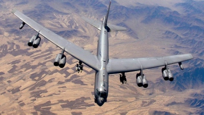 CENTCOM: Αναπτύξαμε βομβαρδιστικά B-52, έχουμε πλήξει πάνω από 1.700 στόχους στο Ιράν