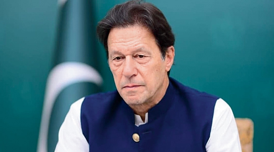 Βυθίζεται στην αβεβαιότητα το Πακιστάν – Ο πρωθυπουργός Imran Khan διέλυσε τη Βουλή και καταγγέλλει τις ΗΠΑ