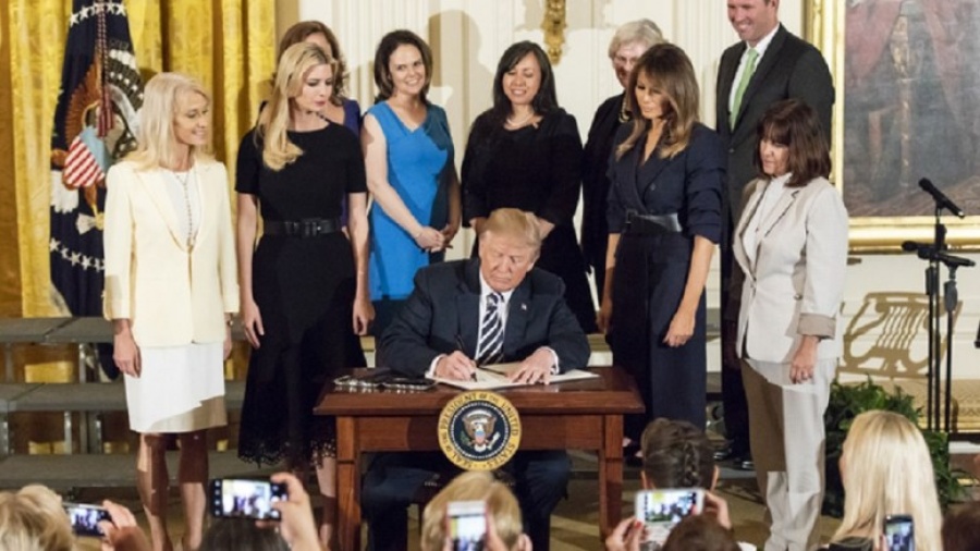 Πονάει, αλλά μήπως ήρθε η ώρα να παραδεχθούν κάποιοι ότι ο Ντ. Τράμπ είναι καλός Πρόεδρος;