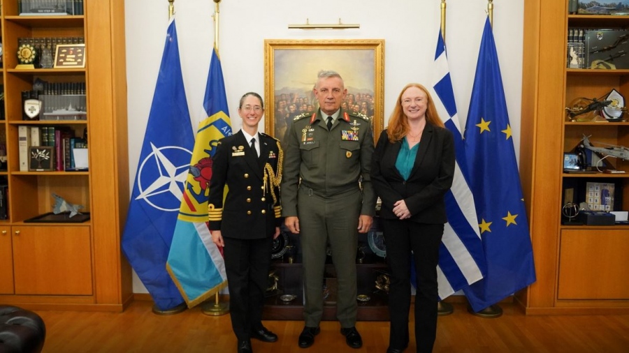 Συνάντηση Φλώρου με την Πρέσβη της Αυστραλίας στην Ελλάδα - Τι βρέθηκε στο επίκεντρο, τι ανέφερε ο Αρχηγός ΓΕΕΘΑ